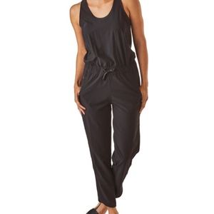 Patagonia Black Fleetwith Romper Size Small EUC